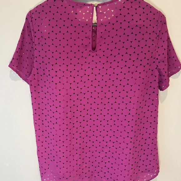 Banana Republic pink eyelet short sleeved blouse size small - Picture 3 of 3